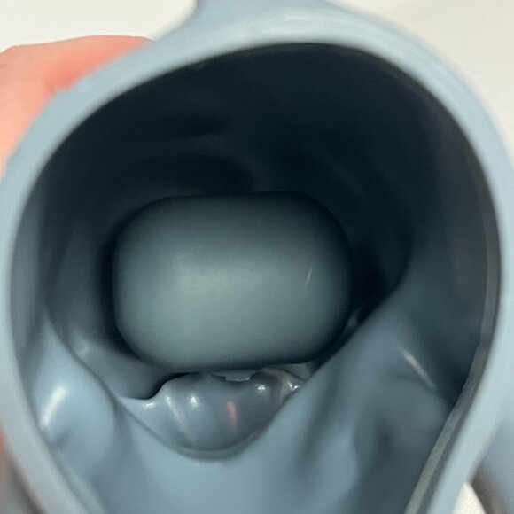 Vintage Flipper Dolphin Hand Puppet Water Squirter Gray Bottlenose Plastic - Picture 8 of 8